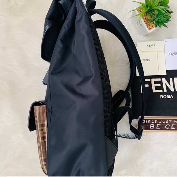 Fendi Zucca Monogram Print Backpack - Picture 4 of 9